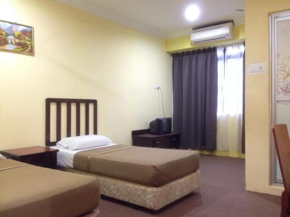 Hotel Nawar Pasir Mas Exterior foto